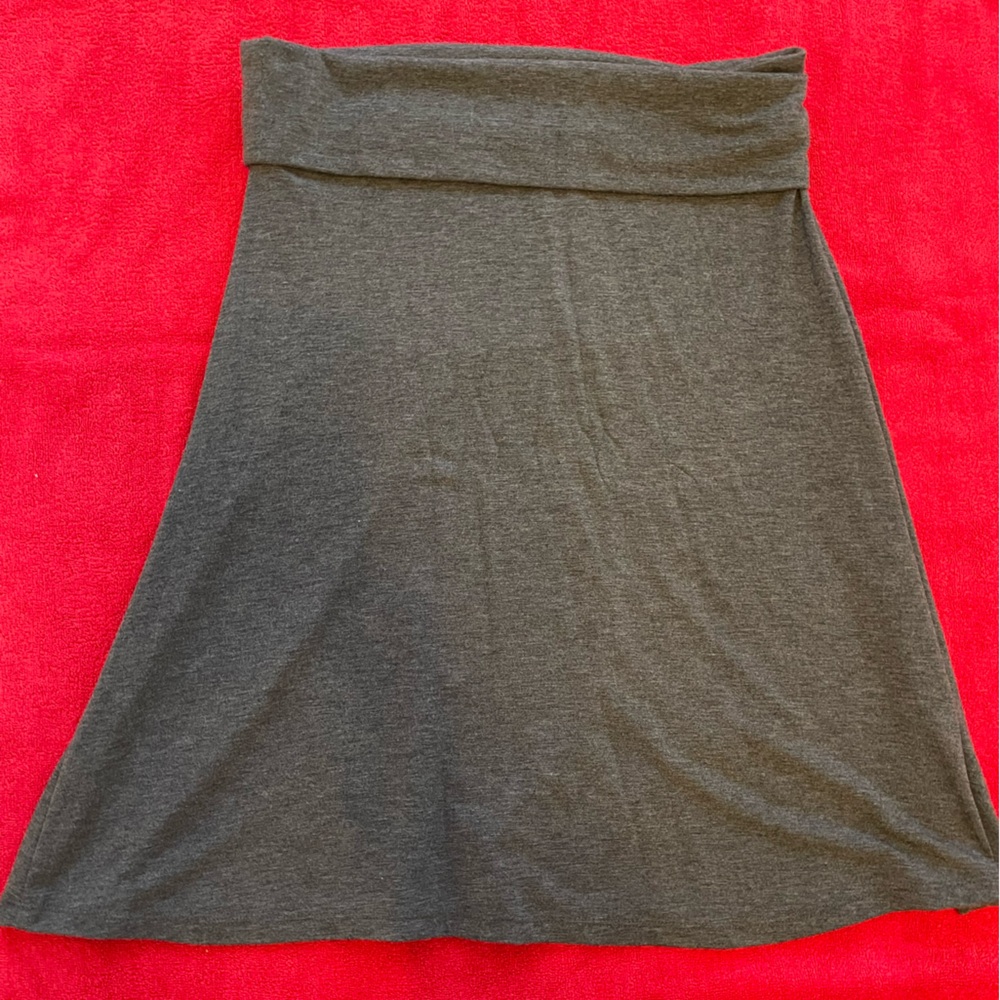 Old Navy- Gray foldover skirt, size medium
